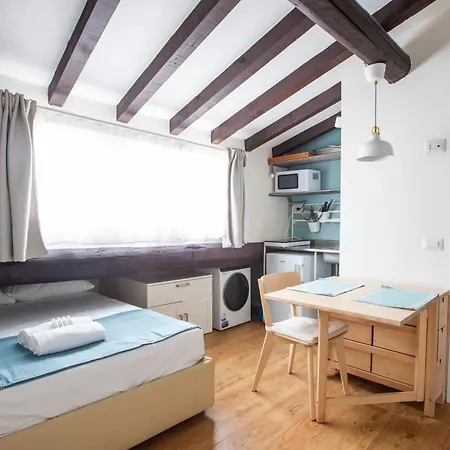 Cozy Near דירה